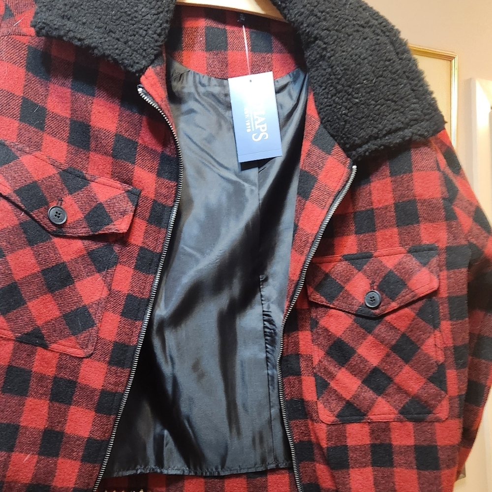 NWT CHAPS Red and Black Plaid Jacket With FRINGE/Sherpa Coller - Picture 5 of 9